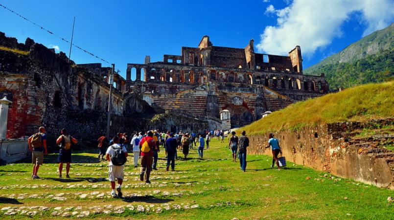 Douze activités pour des vacances réussies pour les jeunes en Haïti
